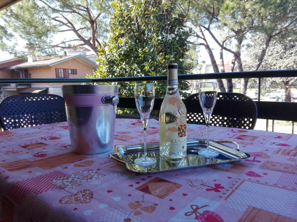 Casa Vacanza Clavel Cin Leilighet Sirmione Eksteriør bilde